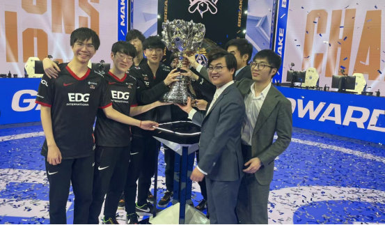 积极交流的 积极交流的