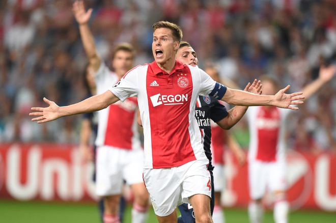 能踢影锋 能踢影锋